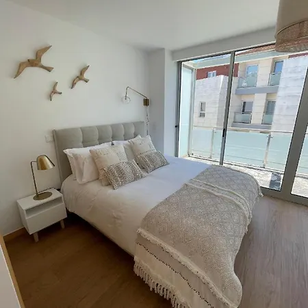 Apartamento Figueira Centro By Rent4all *
