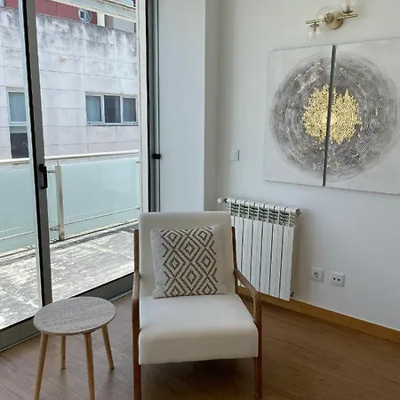 Apartamento Figueira Centro By Rent4all *